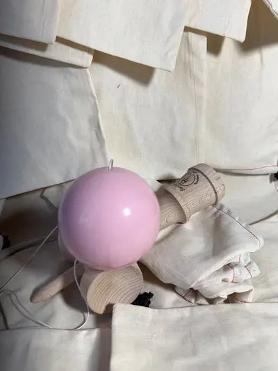 SUNRISE XL KENDAMA - PINK - FULL SETUP